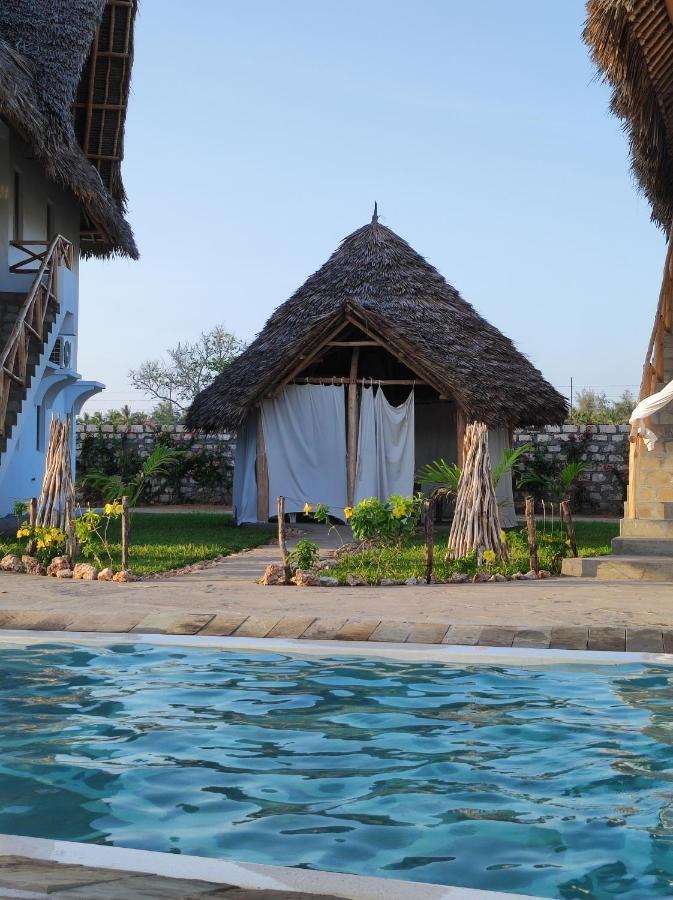 Ghelli House - Milele Resort Watamu Kültér fotó